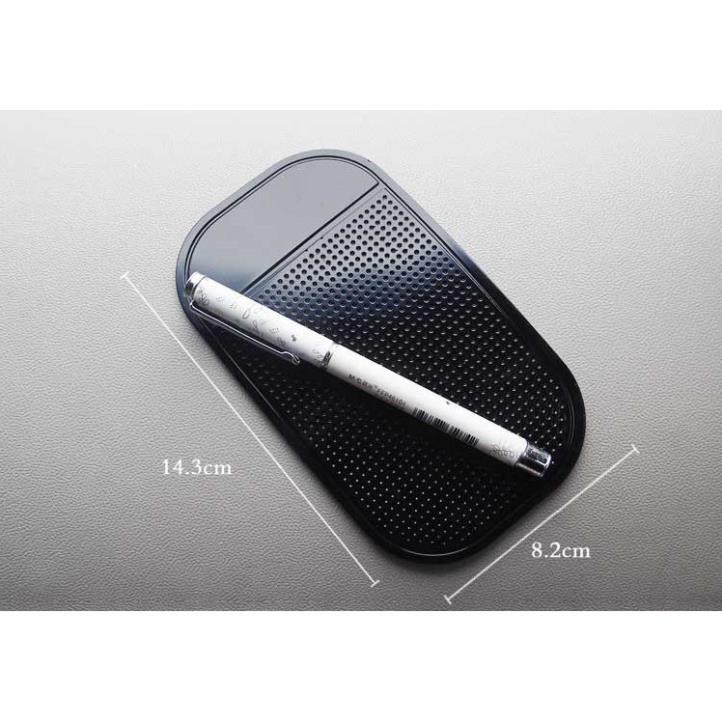 Miếng chống trượt trên taplo xe hơi | BigBuy360 - bigbuy360.vn