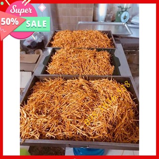Nấm đông trùng hạ thảo khô.