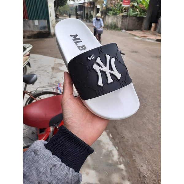 NEW MLB HÀNG SUPPER FULL SIZE NAM NỮ QUAI NGANG ĐẾ MỀM ĐƯỢC NHẬP TRỰC TIẾP TẠI XƯỞNG KHÔNG QUA TRUNG GIAN.