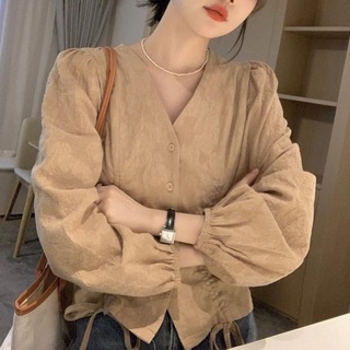 Áo sơmi lửng cổ v