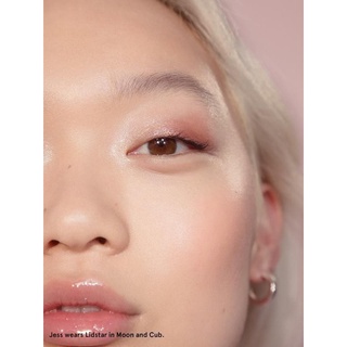 Màu mắt có nhũ Glossier Lidstar