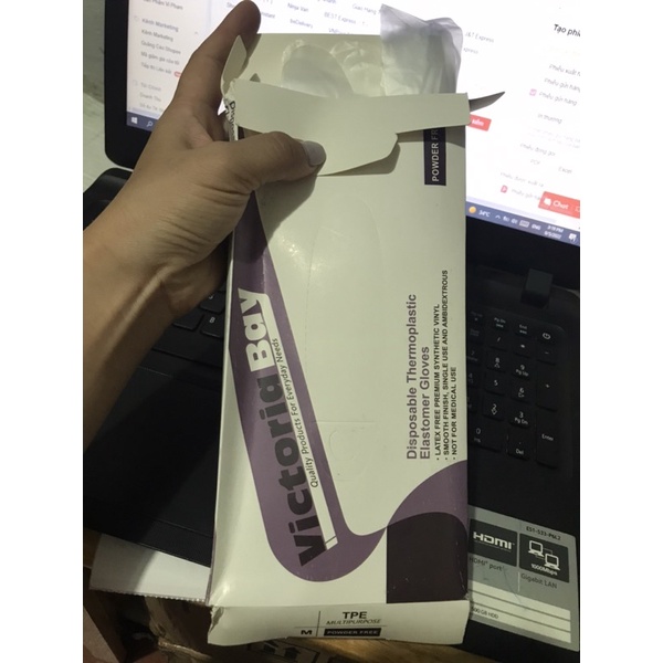 Hộp 100 găng tay nilong siêu dai