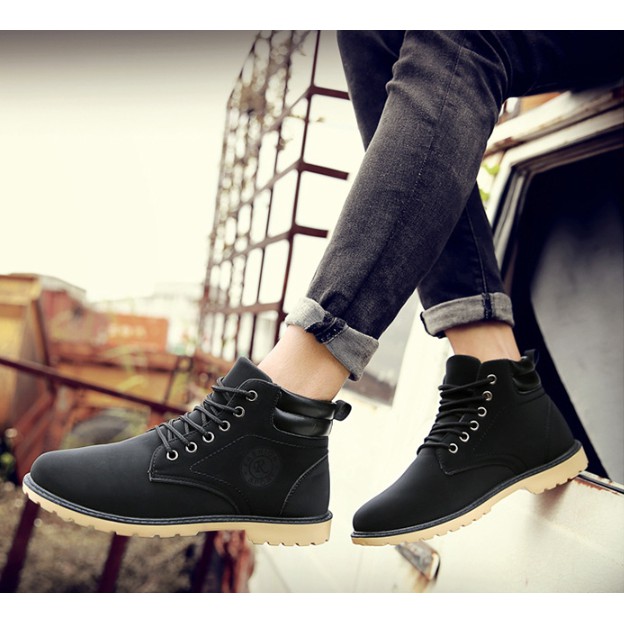 [Mã FAGREAT245 giảm 8% tối đa 50K đơn từ 250K] Giày Boot Nam GN261 | BigBuy360 - bigbuy360.vn