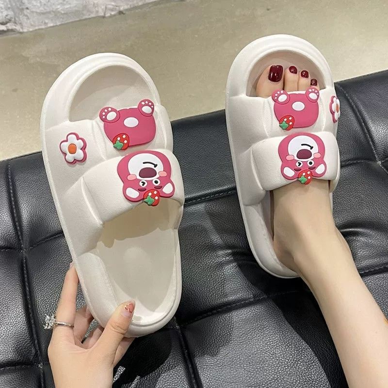 Dép Đi Trong Nhà Họa Tiết Hoạt Hình Gấu Dâu Tây Dễ Thương Chất Lượng Cao Thời Trang Mùa Hè Cho Nữ