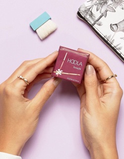 Phấn tạo khối Hoola-Benefit fullsize ☀️