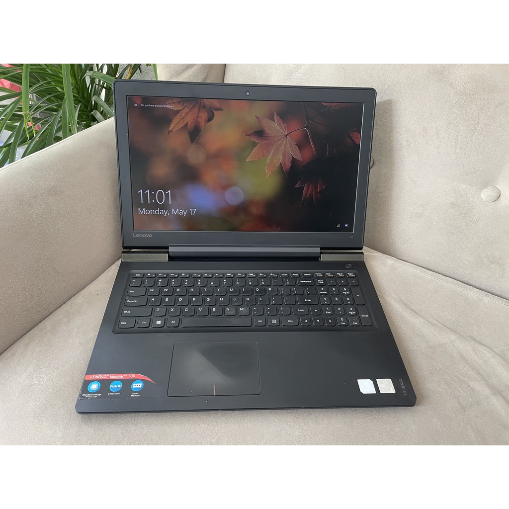 Máy tính Laptop Lenovo Ideapad 700-15ISK/ Core i5- 6300HQ/ Ram 12GB/ SSD 128GB/ HDD 1TB/ Card NVIDIA GeForce GTX 950M