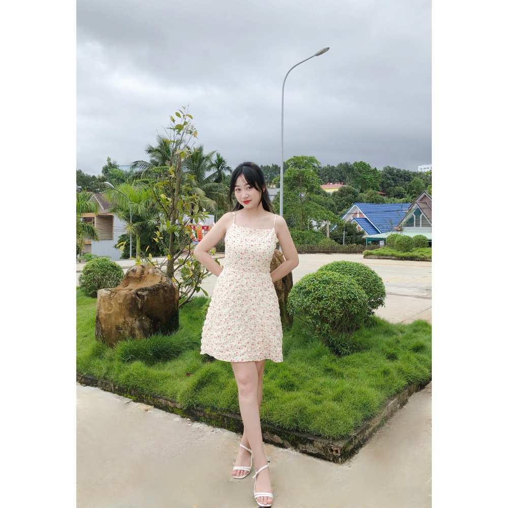 Đầm hai dây mini hoa nhí dễ thương Moolys MD013