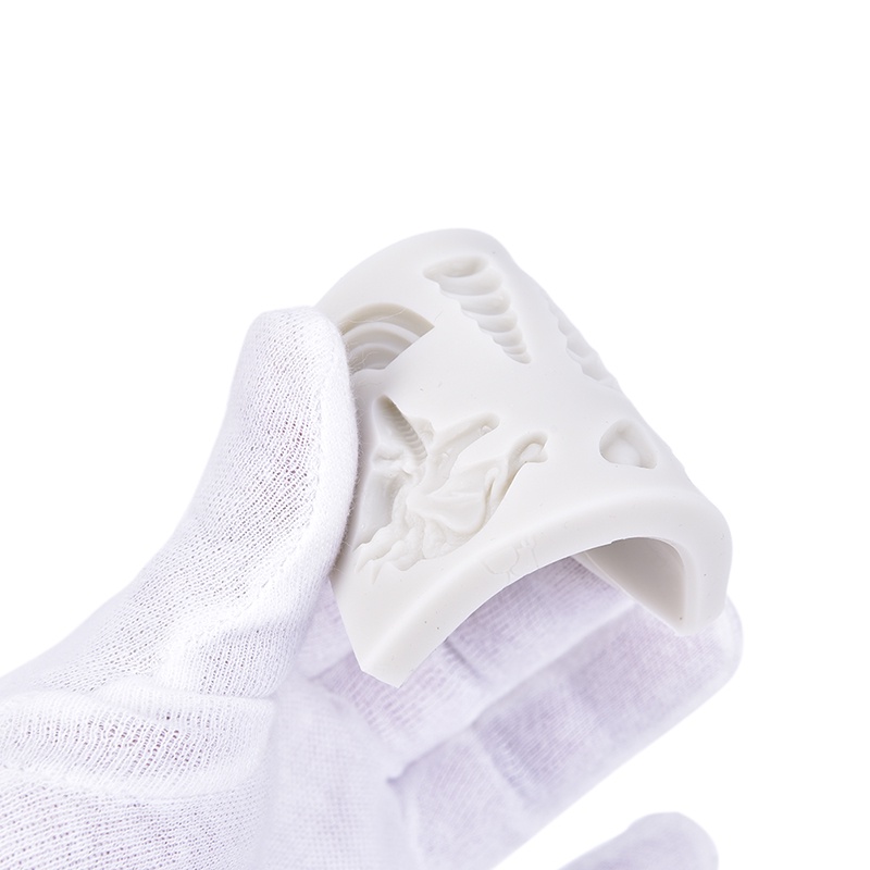 Khuôn Silicone Làm Bánh 3 Ngăn Hình Sừng Kì Lân Sáng Tạo