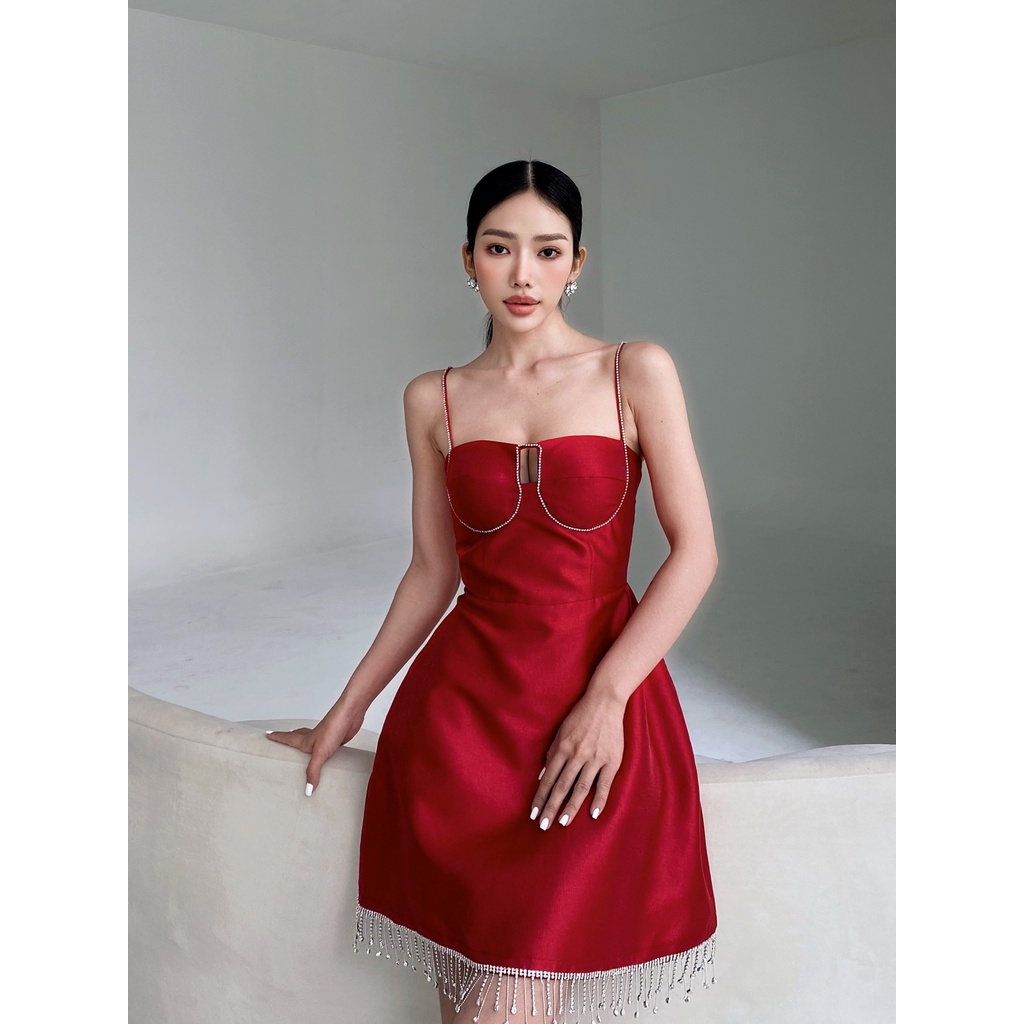 Váy dự tiệc 2 dây đính đá cúp ngực đầm thiết kế sang trọng 2 lớp cao cấp màu đỏ nổi bật