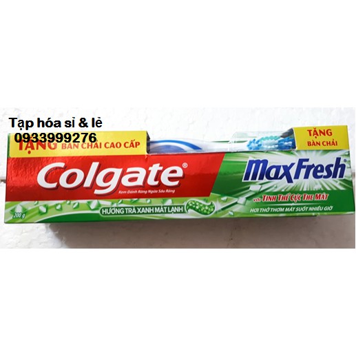 Kem Đánh Răng Colgate MaxFresh 230g tặng bàn chải