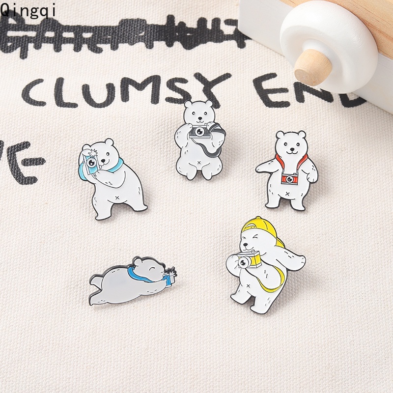 Ghim cài áo Miss Zoe bằng kim loại hình chú gấu trắng hoạt hình vui nhộn