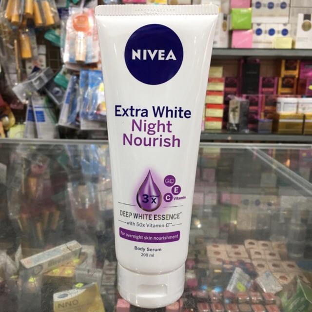 TINH CHẤT SERUM DƯỠNG THỂ DƯỠNG TRẮNG BAN ĐÊM NIVEA EXTRA WHITE NIGHT NOURISH 200ML