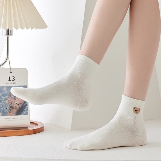 Tất nữ cao cổ, vớ lửng qua mắt cá chân chất đẹp thêu hình gấu siêu xinh - T22
