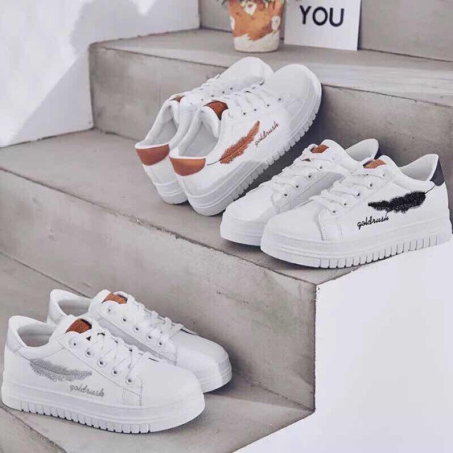 [Mã FAGREEN245 giảm 10% tối đa 30k đơn từ 99k] Giày thể thao thêu lá | BigBuy360 - bigbuy360.vn