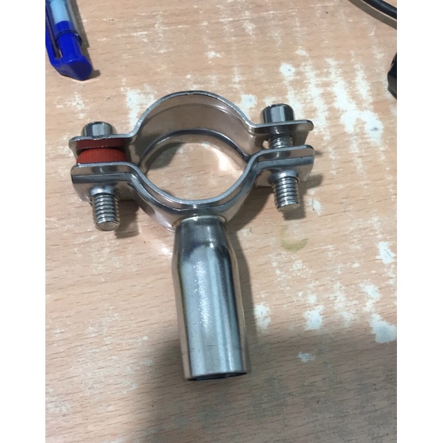 Kẹp đỡ ống inox 201