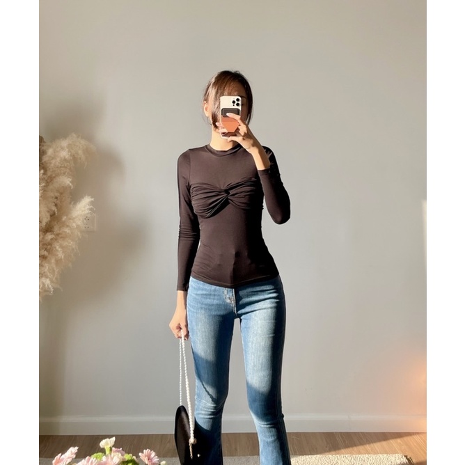 áo cổ tròn tay dài xoắn ngực( size xs)