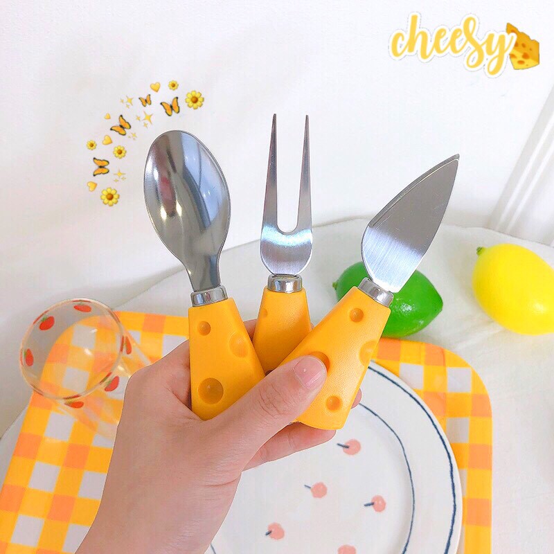 BỘ THÌA NĨA HÌNH PHÔ MAI XINH XẮN