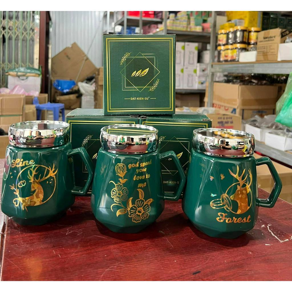 Cốc sứ có nắp gương soi mẫu mới nhất 2023