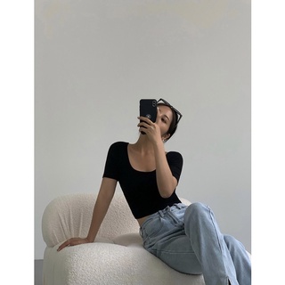 Áo croptop cổ V