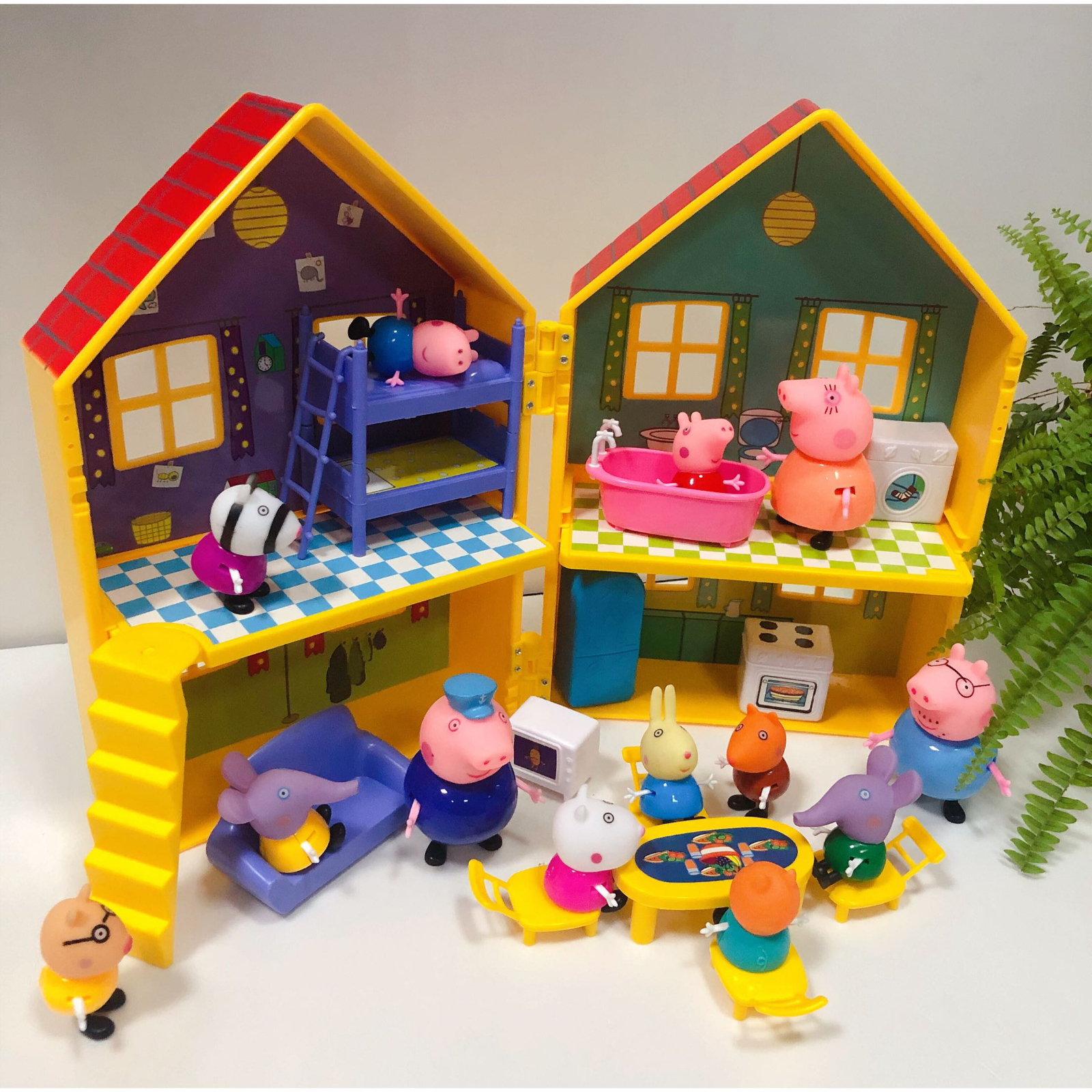 Đồ Chơi Mô Hình Gia Đình Heo Peppa Dễ Thương