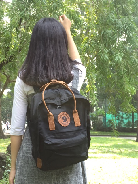 Balo Kanken No.2 black phối quai