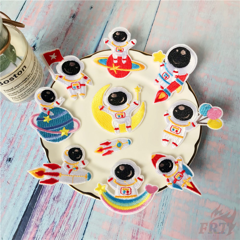 Miếng vá ủi thêu hình phi hành gia/tên lửa ngộ nghĩnh