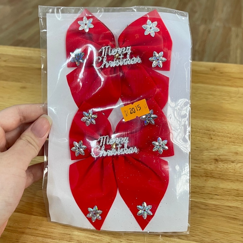 Nơ vải trang trí cây thông