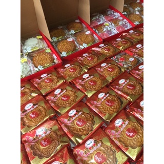 Bánh Trung Thu Handmade (có hộp xinh đi biếu)