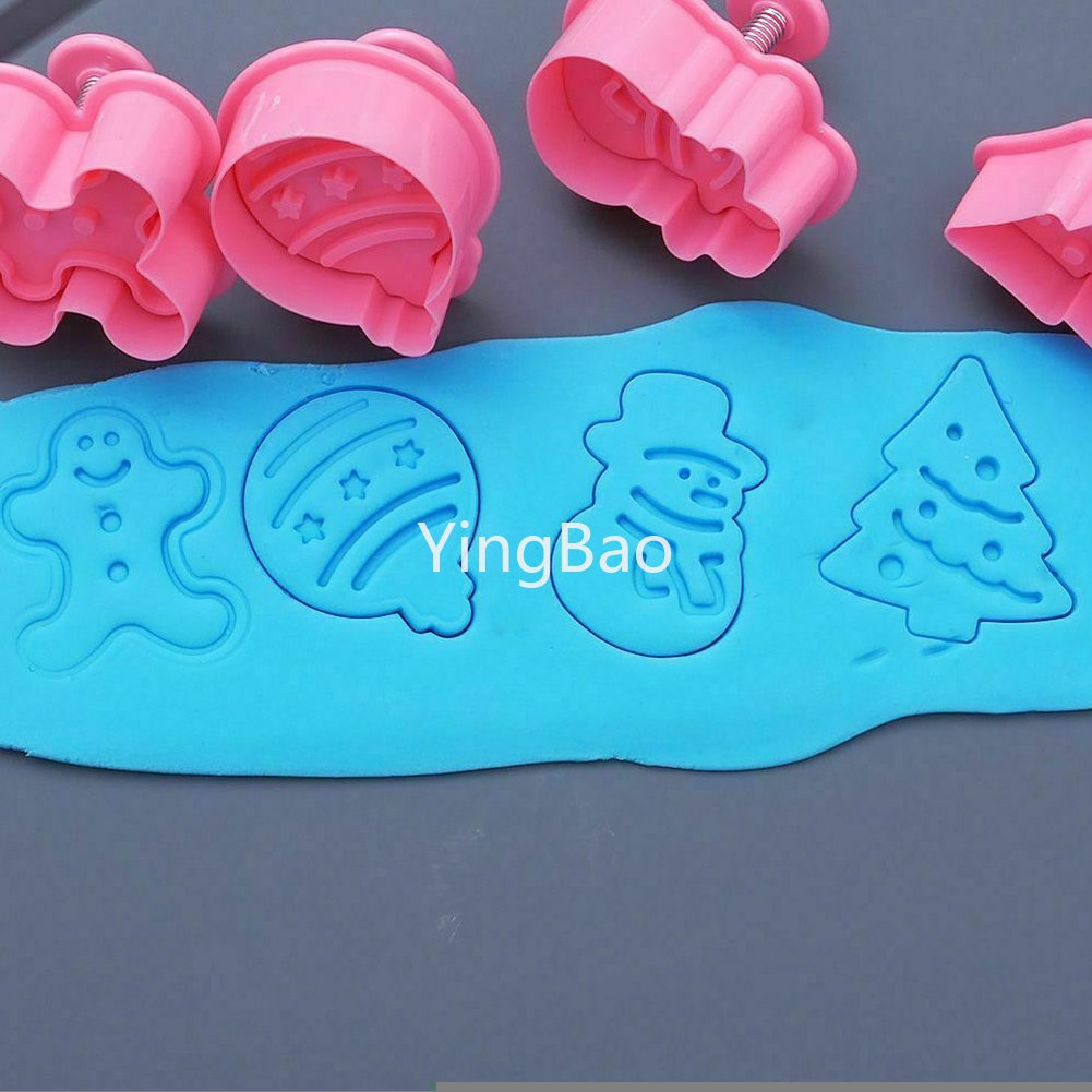 Bộ 4 Khuôn Cắt Bánh Quy Hình Cây Thông 3D Bằng Nhựa