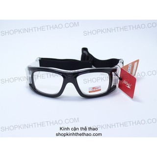 Kính cận chơi thể thao