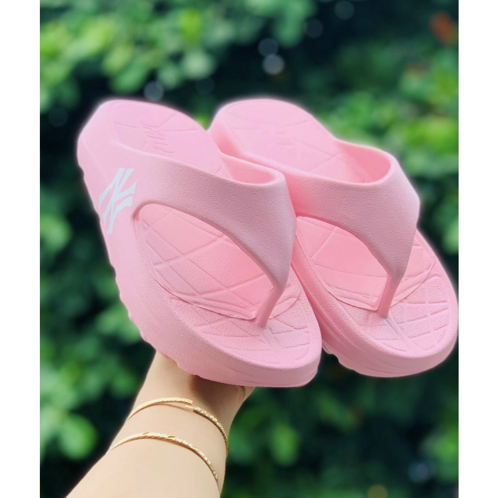 Dép 𝐌𝐋𝐁 nam nữ, dép quai ngang nam nữ unisex 𝐌𝐋𝐁 -FREESHIP + Hộp- dép kẹp 𝐌𝐋𝐁 𝐍𝐘 thể thao bóng chày nam nữ in 𝐍𝐘 hồng