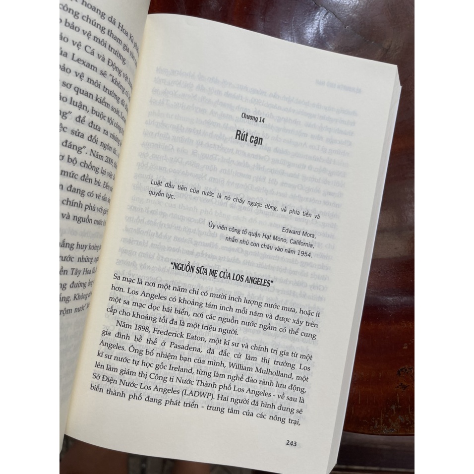 Sách-(Combo 2 cuốn) Cơn khát khủng khiếp - Charles Fishman, Kỉ nguyên khô hạn – Alex Prud’homme - NXB Tri Thức (Bìa mềm)
