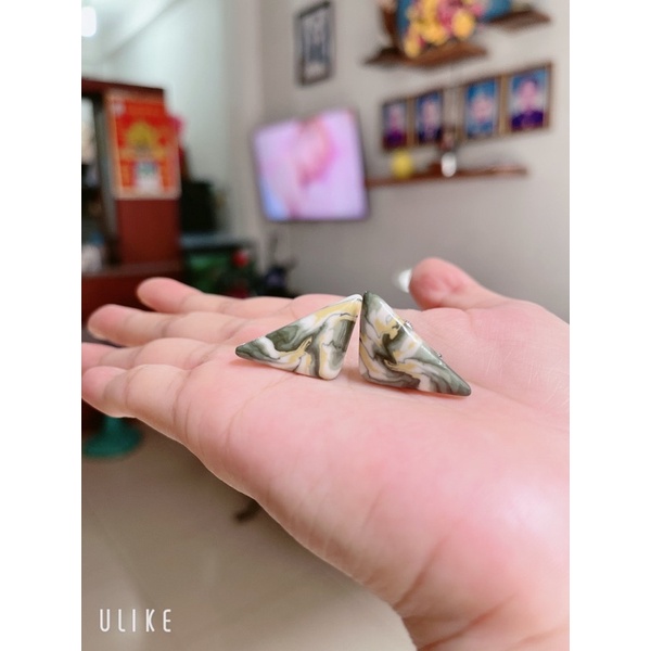 Bông tai đá 2hand