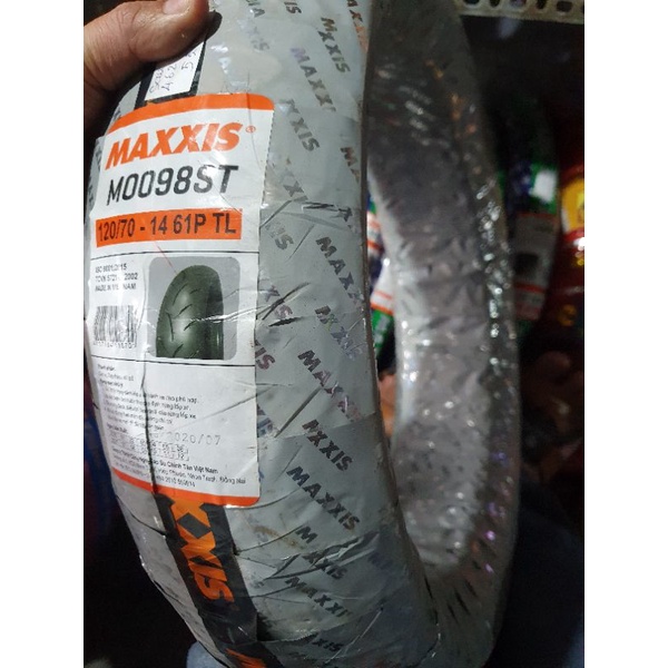 Vỏ  maxxis 120/70 -14 , xe PCX