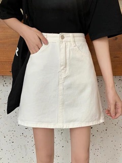 Chân váy bò basic ullzang ( sẵn trắng)
