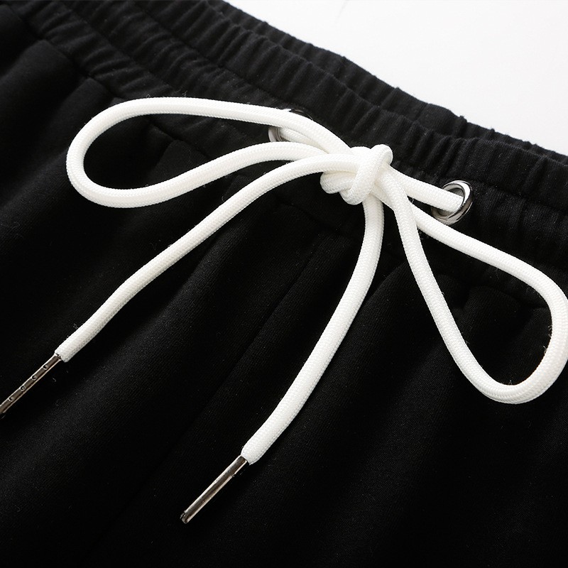 Quần short đen viền đùi trắng nữ dáng ngắn kiểu dáng thể thao - Viền kẻ trắng, cạp chun dây kéo tùy chỉnh