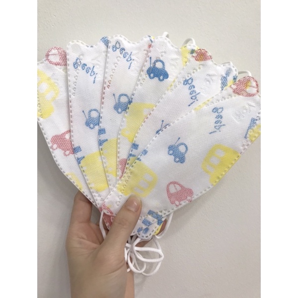 Khẩu trang y tế - Khẩu trang 4D KID YOKI - hình ngẫu nhiên