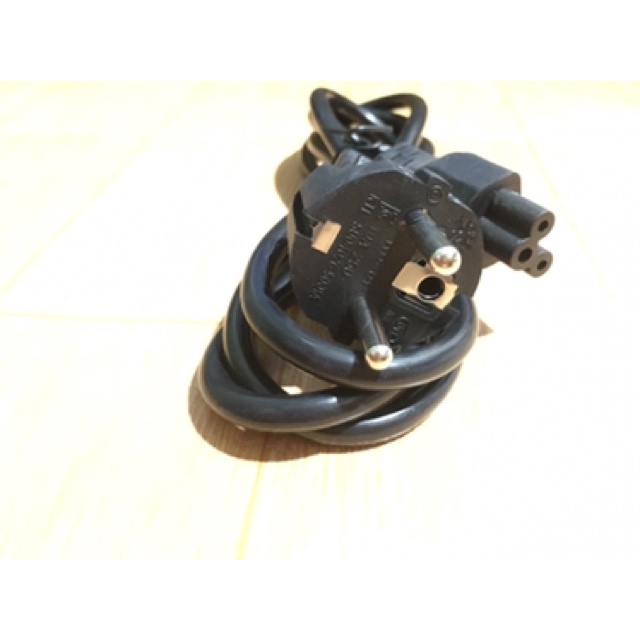 Dây nguồn Laptop tròn