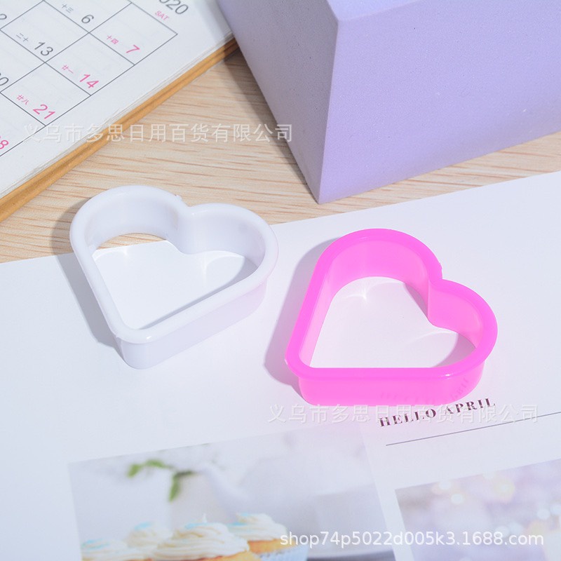 Bộ 6 khuôn cắt tạo hình, làm cơm nắm, làm bánh cho bé Baby Shark Store 2022