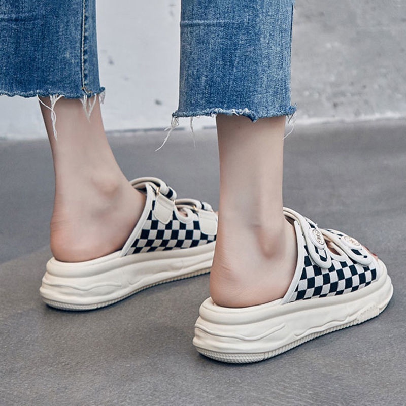 Dép Sandal Đế Mềm Dày Có Mùi Thơm Thời Trang Mùa Hè Dành Cho Nữ 2022