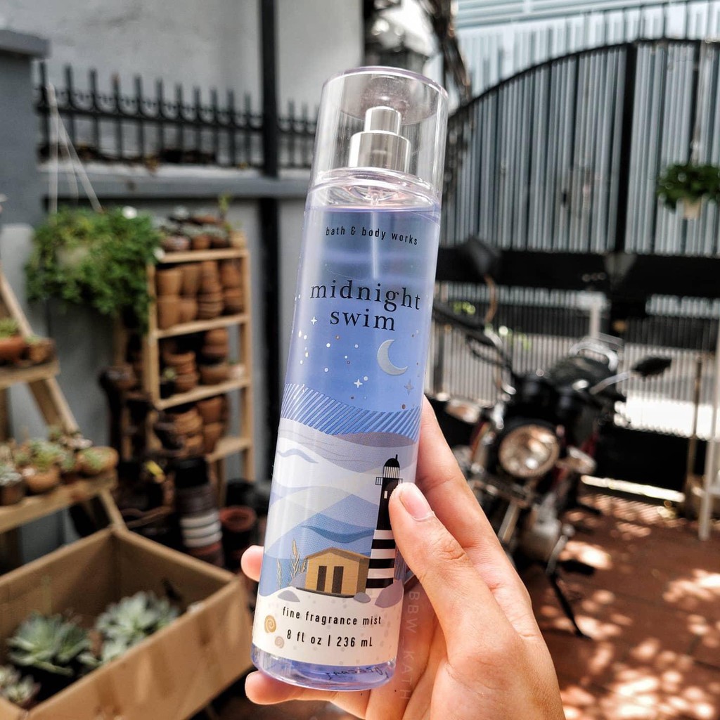 Bath & Body Works Midnight Swim Xịt Thơm Body Mist