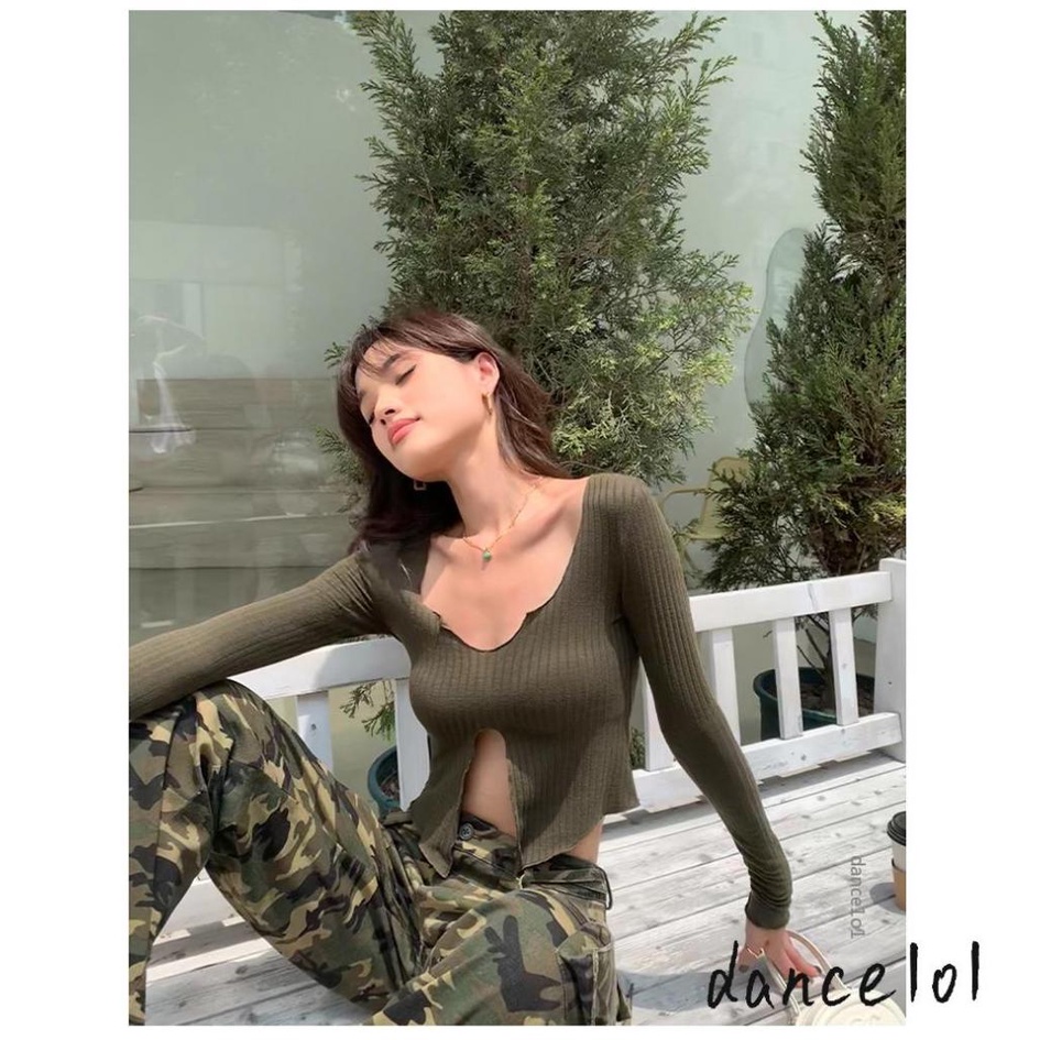 Áo Croptop Tay Dài Màu Trơn Thiết Kế Đơn Giản 1O1