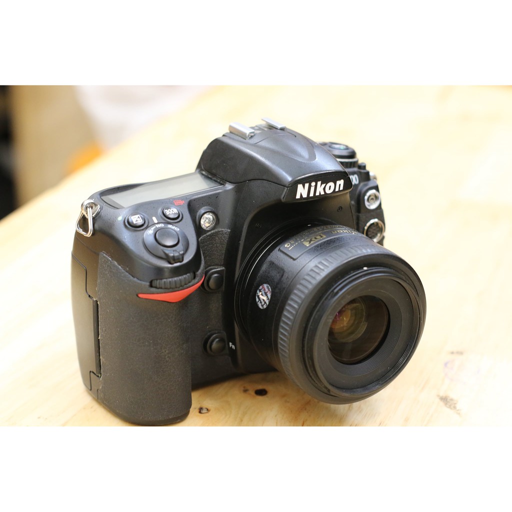 Máy ảnh Nikon D300 + Lens Nikon AF-S 35 F1.8 G