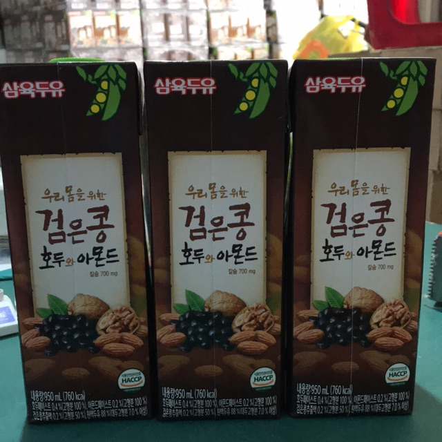 Sữa óc chó hạnh nhân Hàn Quốc 950ml