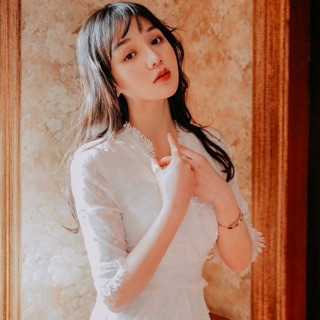 Đầm trắng tiểu thư 650