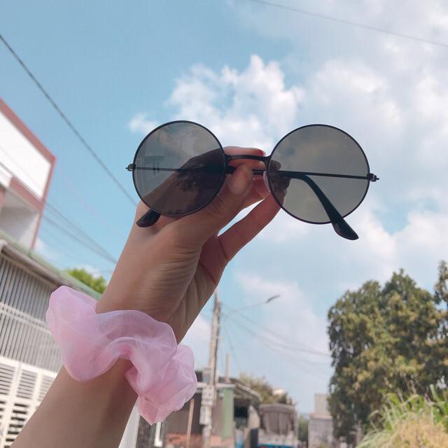 Kính mắt thầy bói nobita nhiều màu