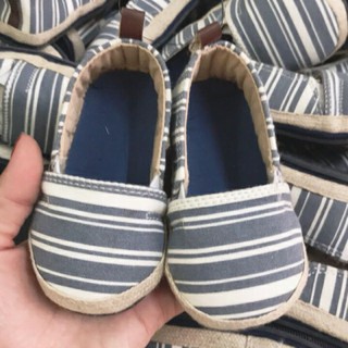 [Siêu_rẻ] Giày slip on bé gái kẻ H&M xuất dư
