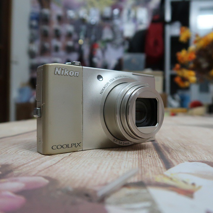 Máy ảnh Nikon Coolpix S8000 chụp sắc nét