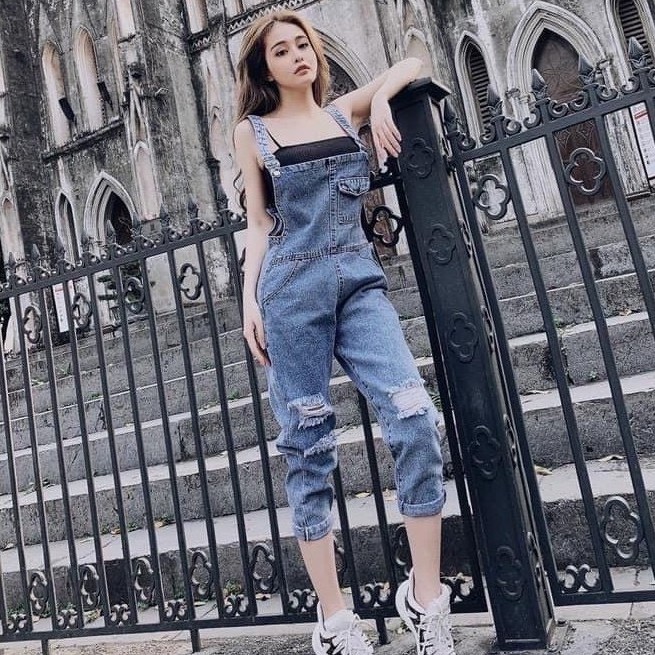 Yếm Quần Jeans Nữ, Yếm Bò Nữ, Chất Bò Co Giãn, Phối 2 Túi Trước Kèm Dây Kéo, Phong Cách Thời Trang Luanstore