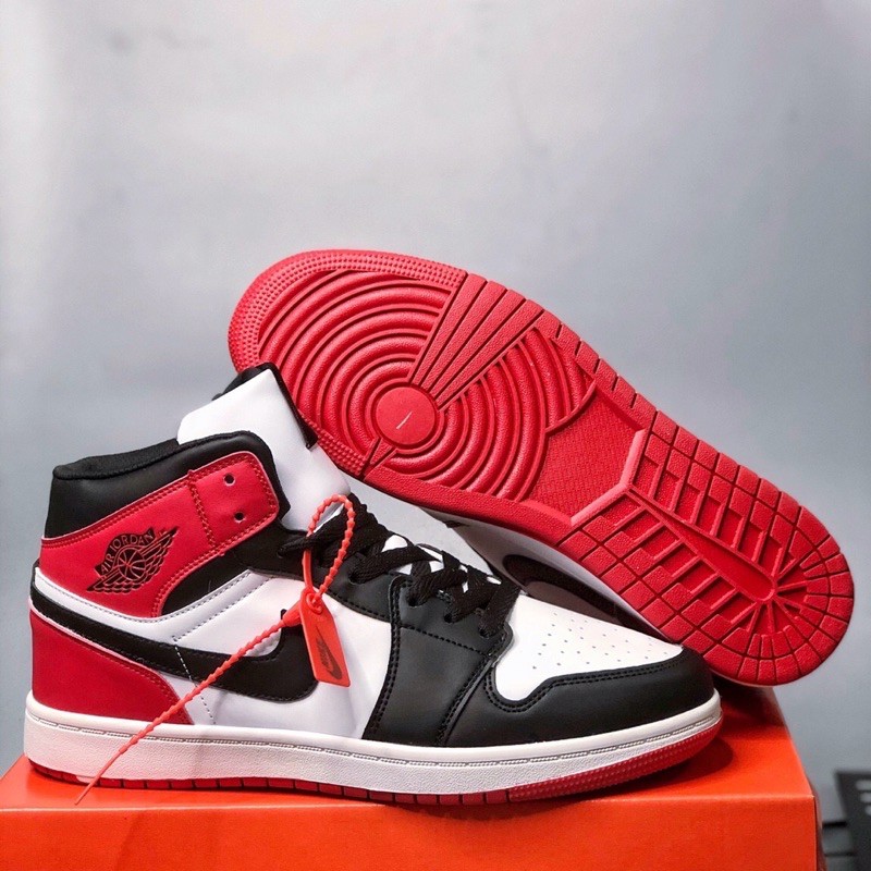 GIÀY JORDAN 1 CỔ CAO ĐỎ SALE 20 % !